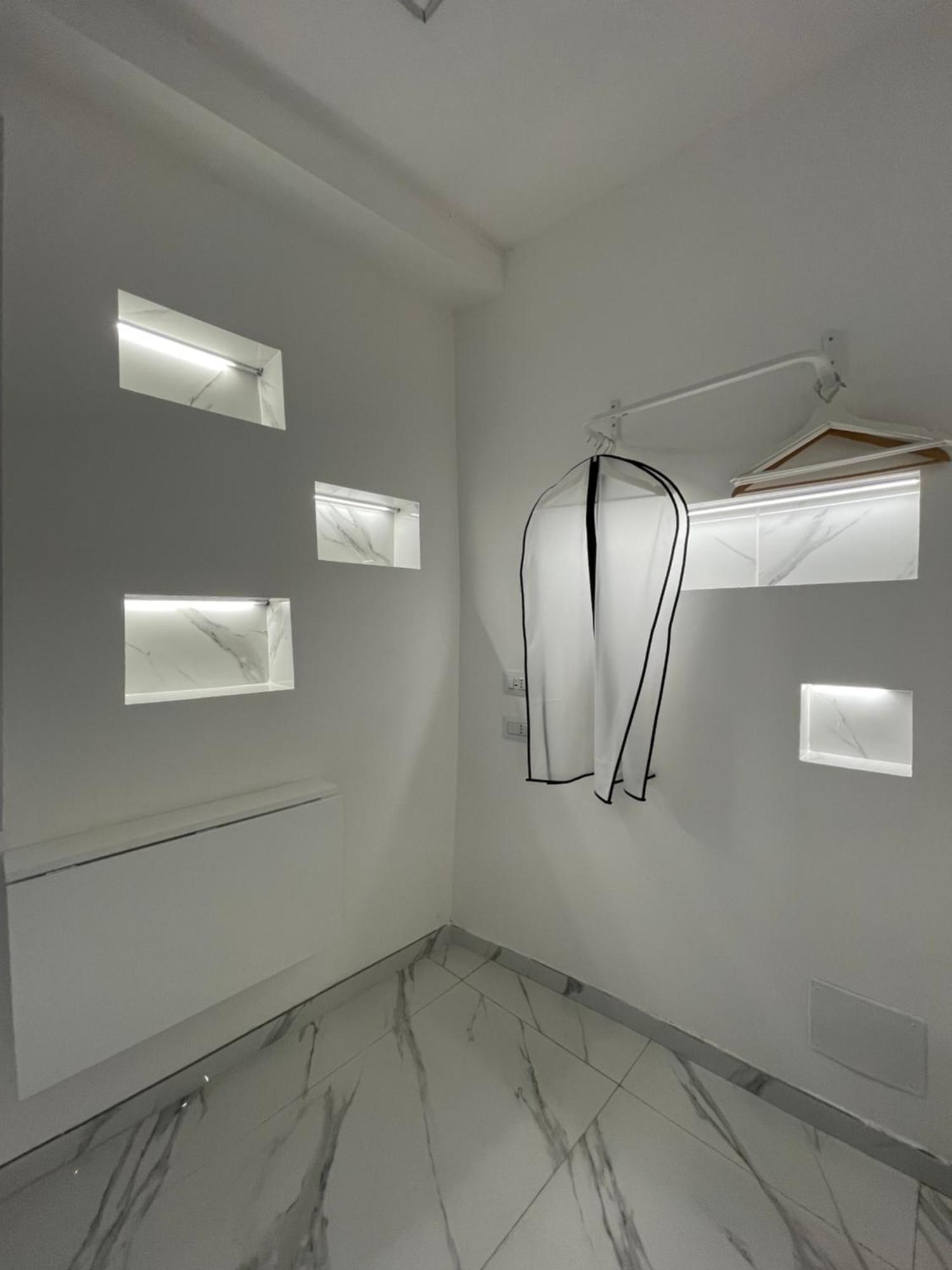 Luxury 5 Al Duomo Di Parma Apartment Bagian luar foto
